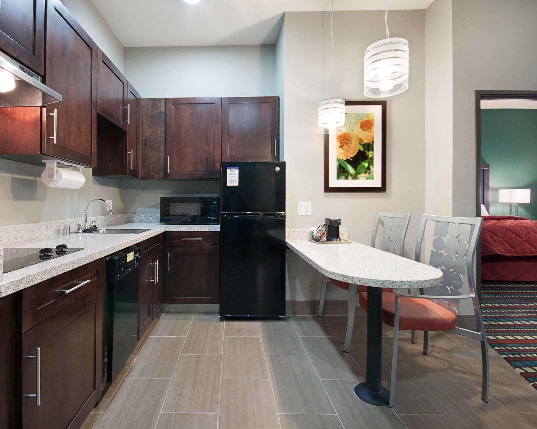 Mainstay Suites Хоббс Экстерьер фото